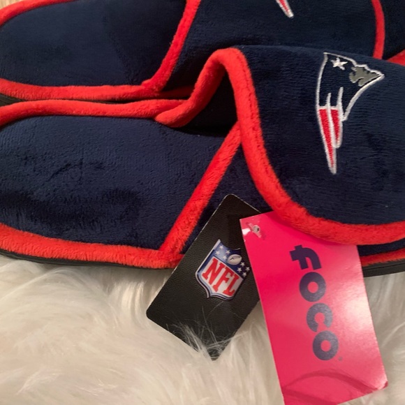 PATRIOTS MALE NAVY SLIPPERS. - Picture 5 of 7